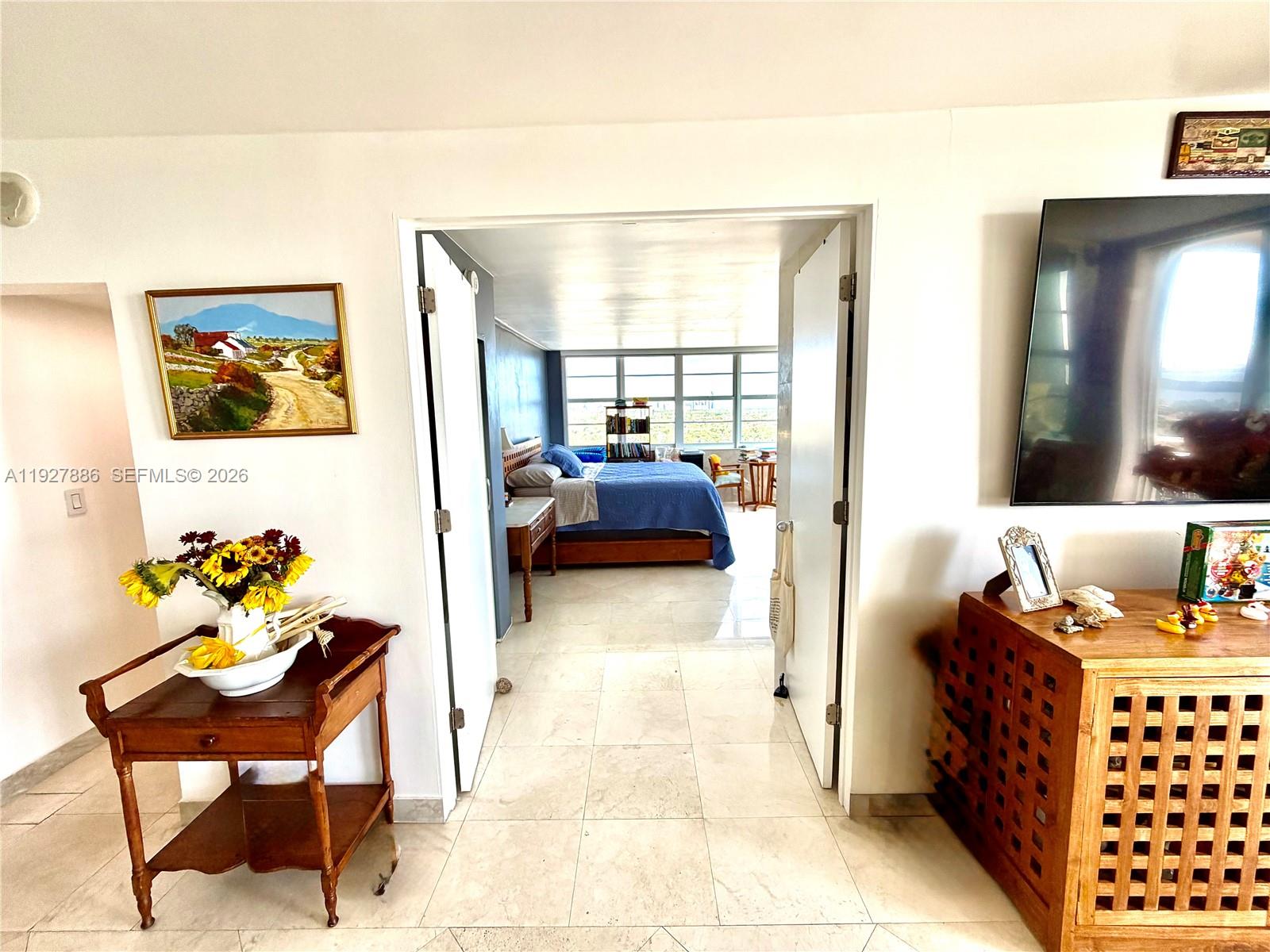 BAYVIEW TOWERS CONDO SOUT - Residential