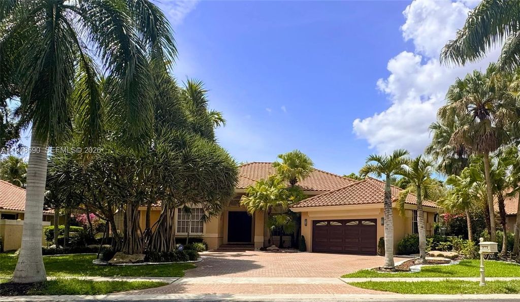 Photo of 375 Sabal Way, Weston, FL 33326 (MLS # A11948690)