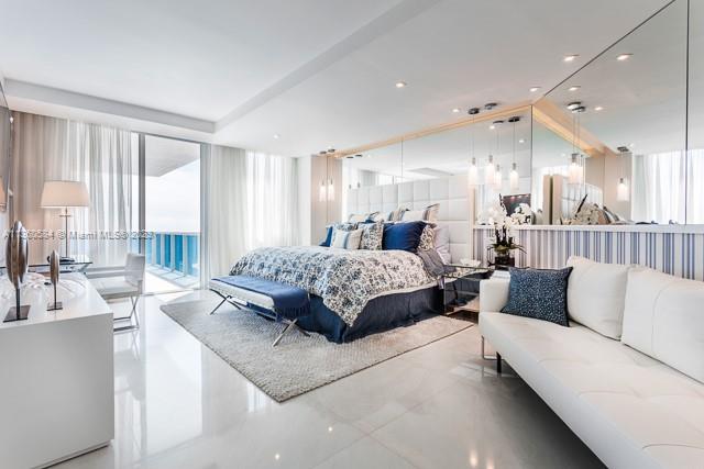 2711 HOLLYWOOD BEACH COND - Residential Lease