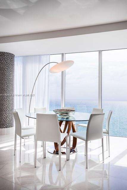 2711 HOLLYWOOD BEACH COND - Residential Lease