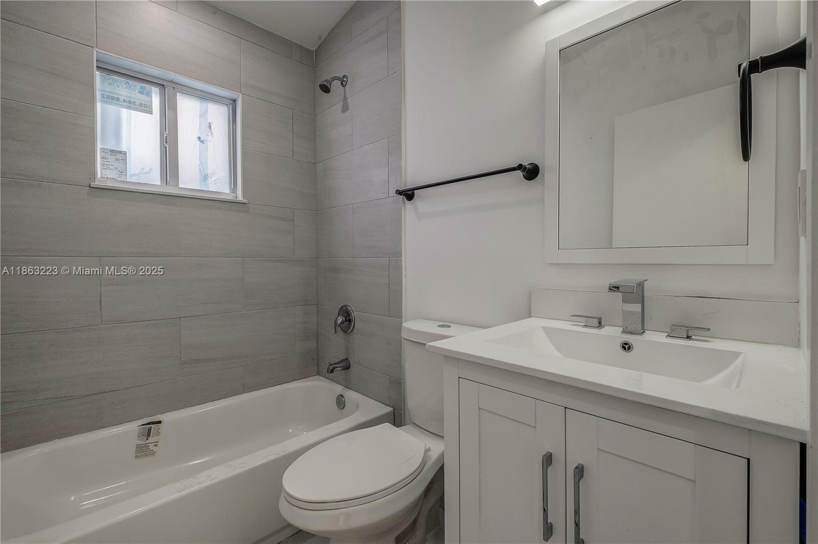 OHIO PARK - Residential Lease