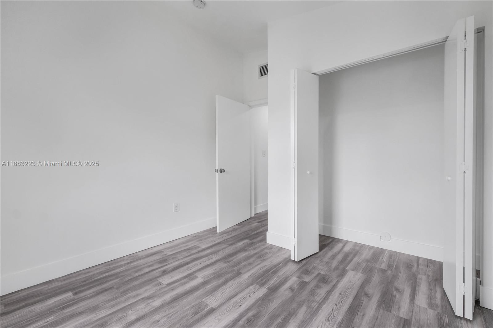 OHIO PARK - Residential Lease