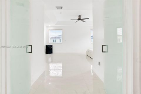 Tiny photo for 16621 SW 58th Ter, Miami, FL 33193 (MLS # A12006021)