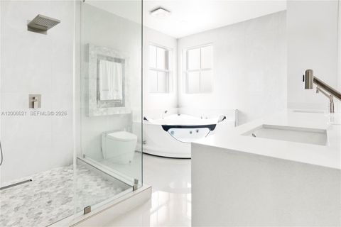 Tiny photo for 16621 SW 58th Ter, Miami, FL 33193 (MLS # A12006021)