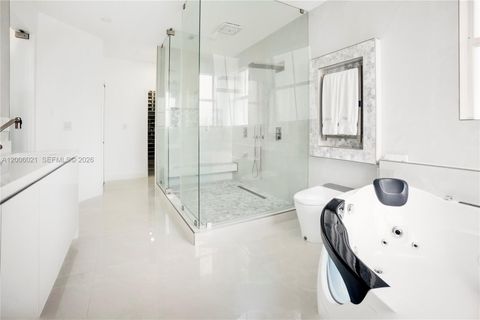 Tiny photo for 16621 SW 58th Ter, Miami, FL 33193 (MLS # A12006021)