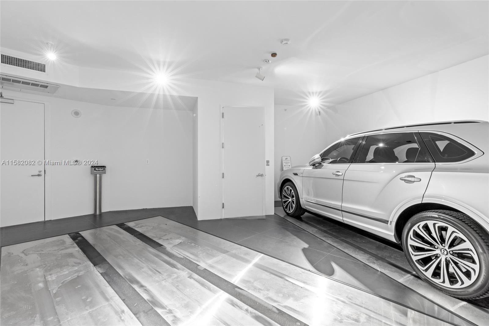 Porsche Design Tower - Residential
