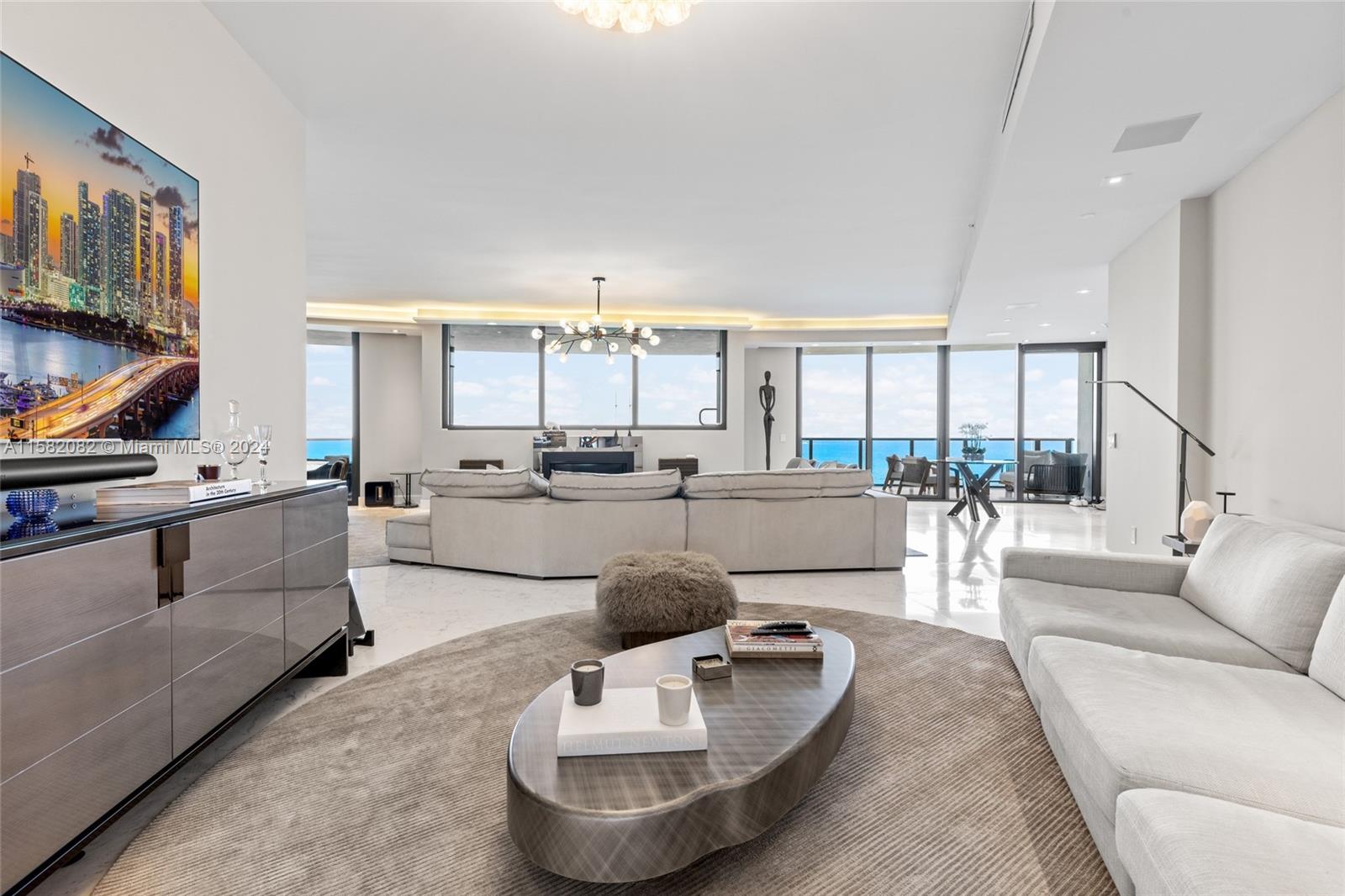 Porsche Design Tower - Residential