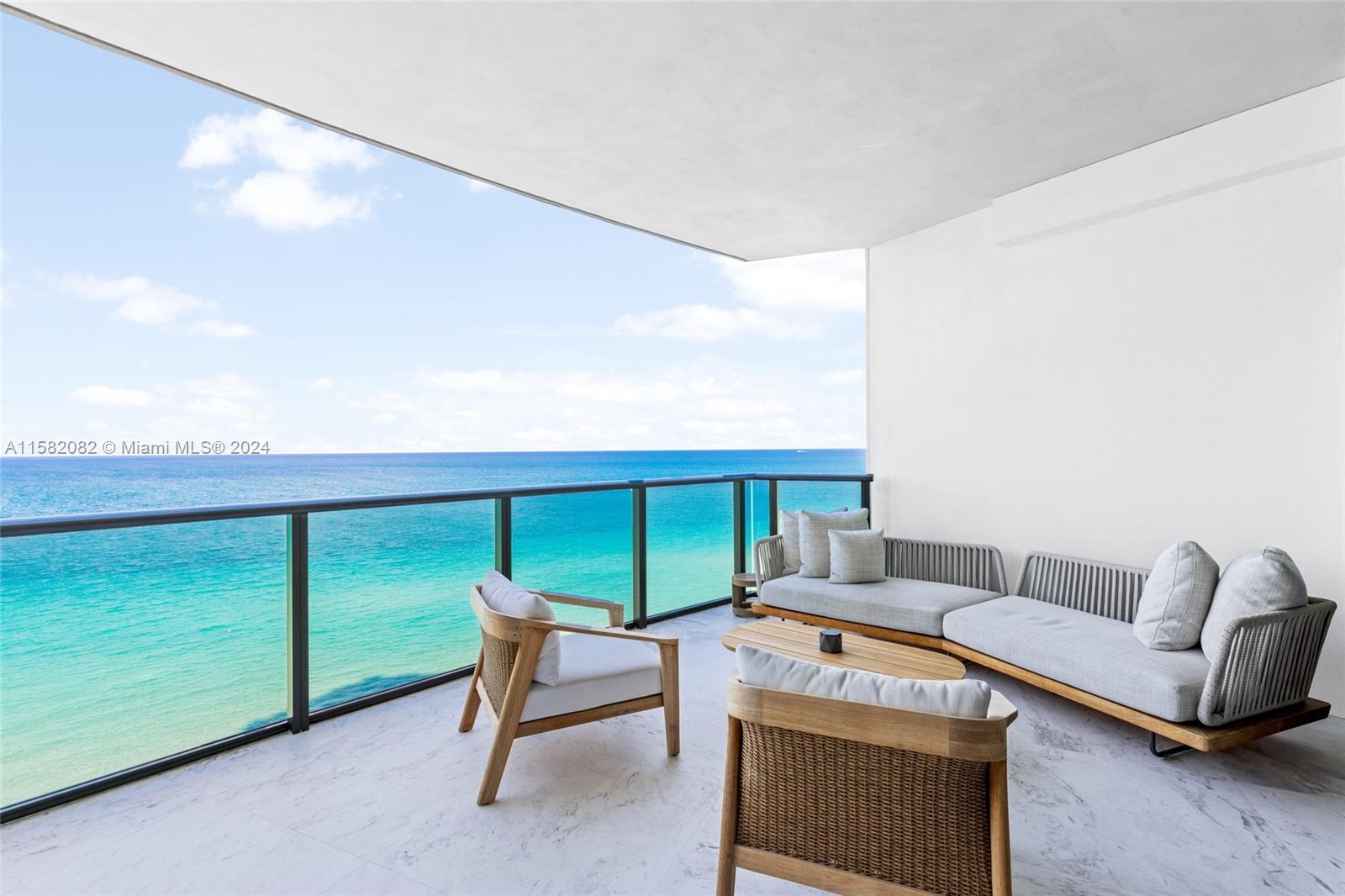 Porsche Design Tower - Residential