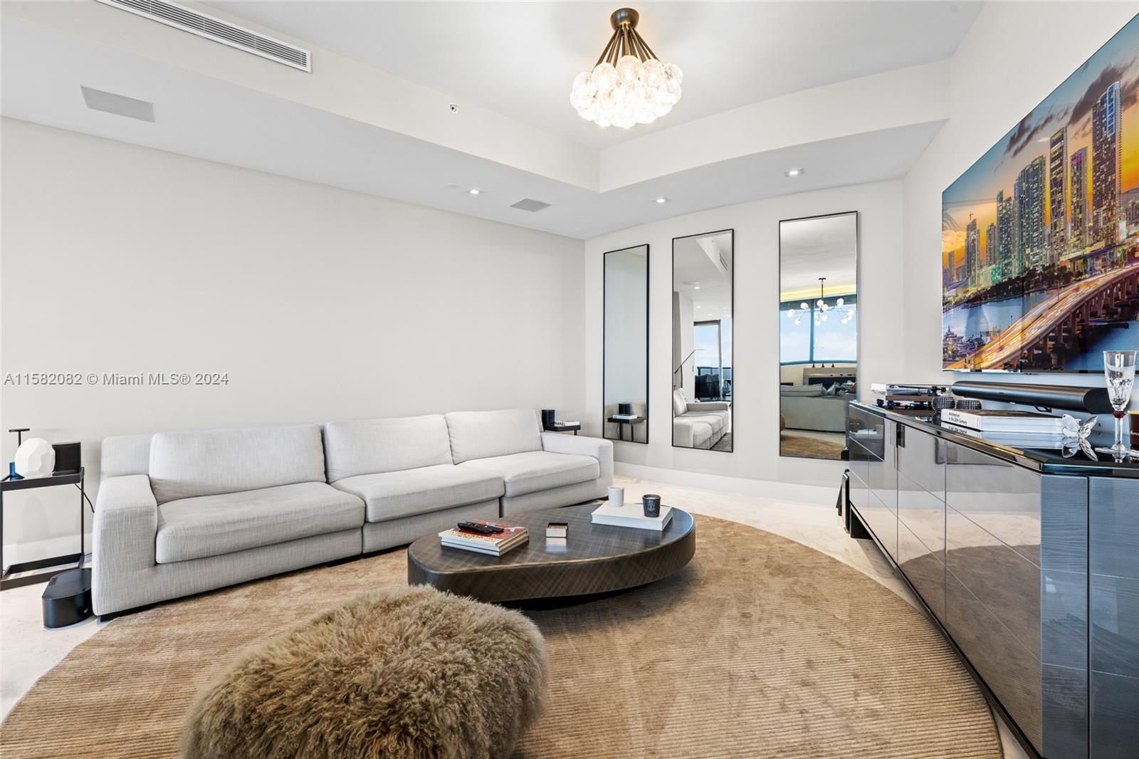 Porsche Design Tower - Residential