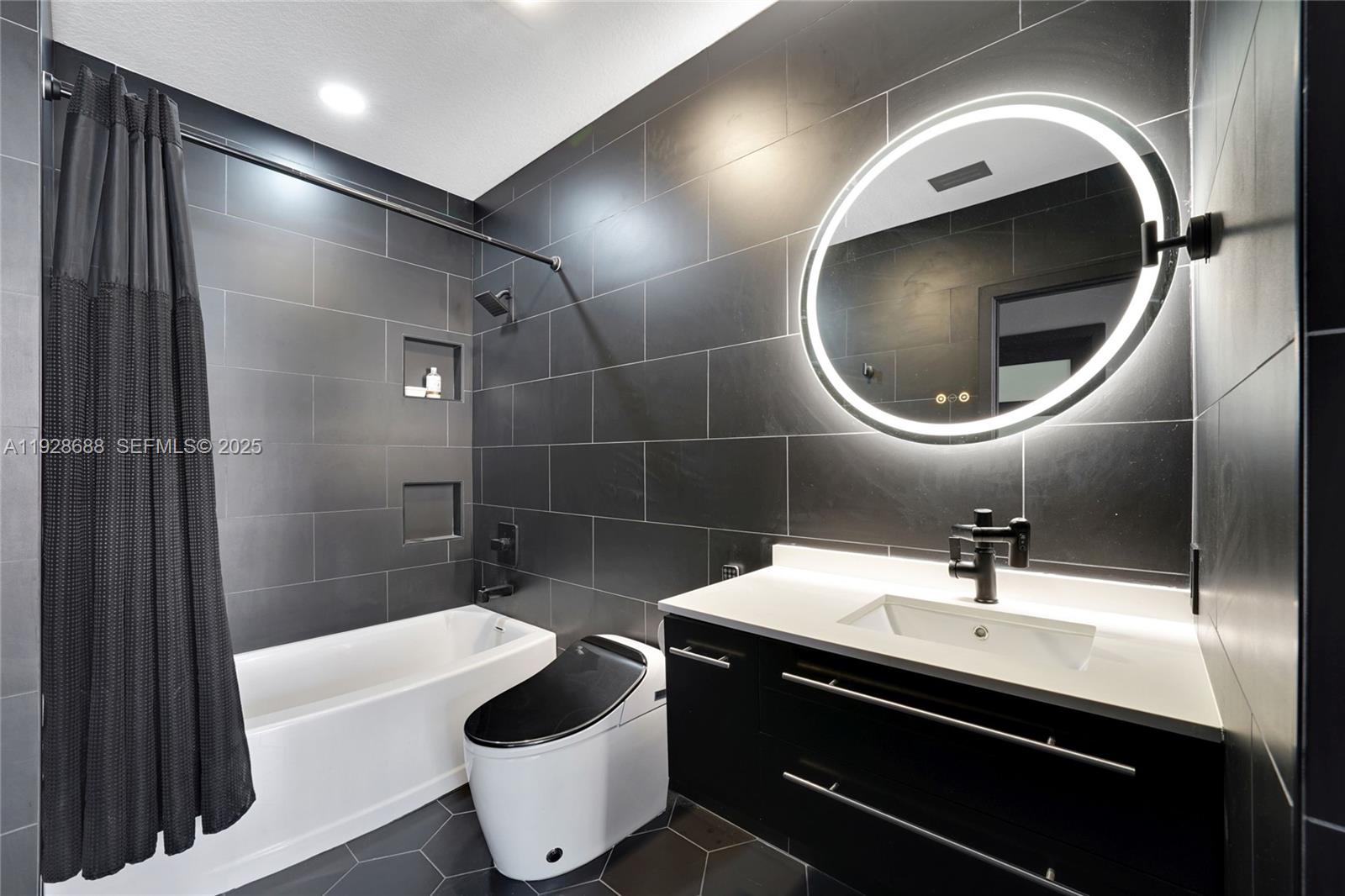 RESIDENCES OF BELMONT AT - Residential