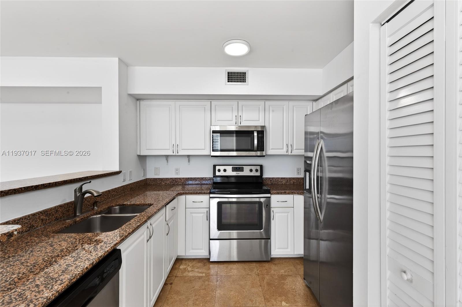 THE MARK ON BRICKELL COND - Residential