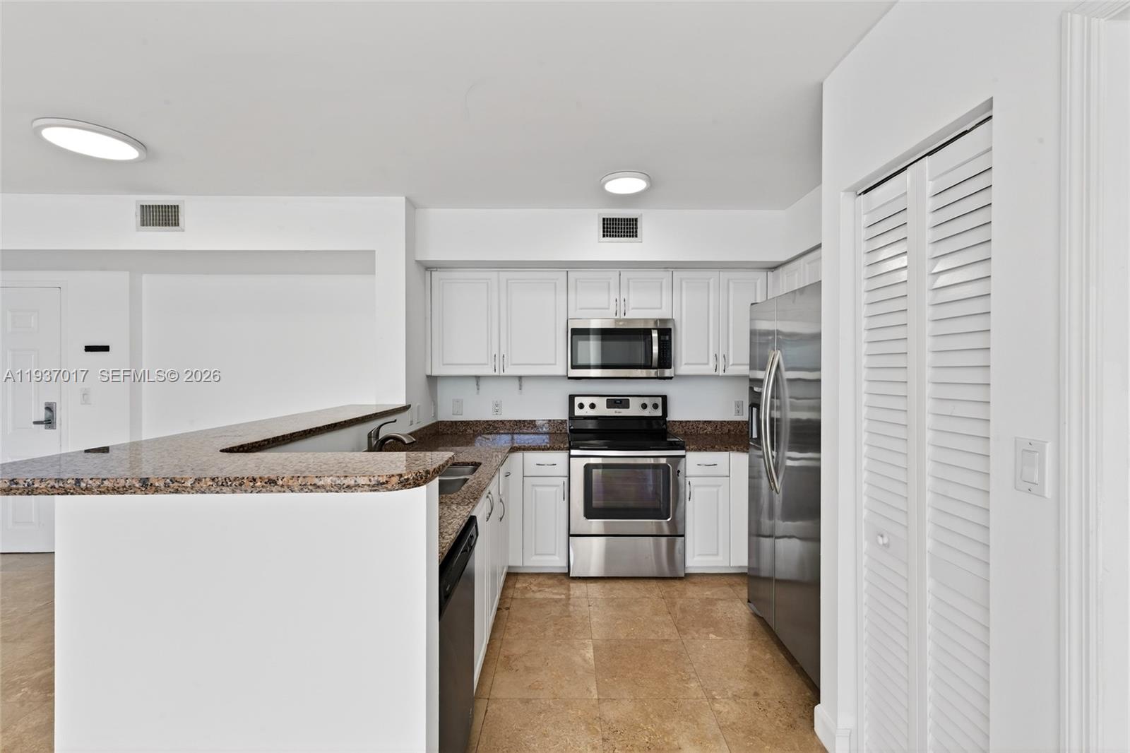 THE MARK ON BRICKELL COND - Residential