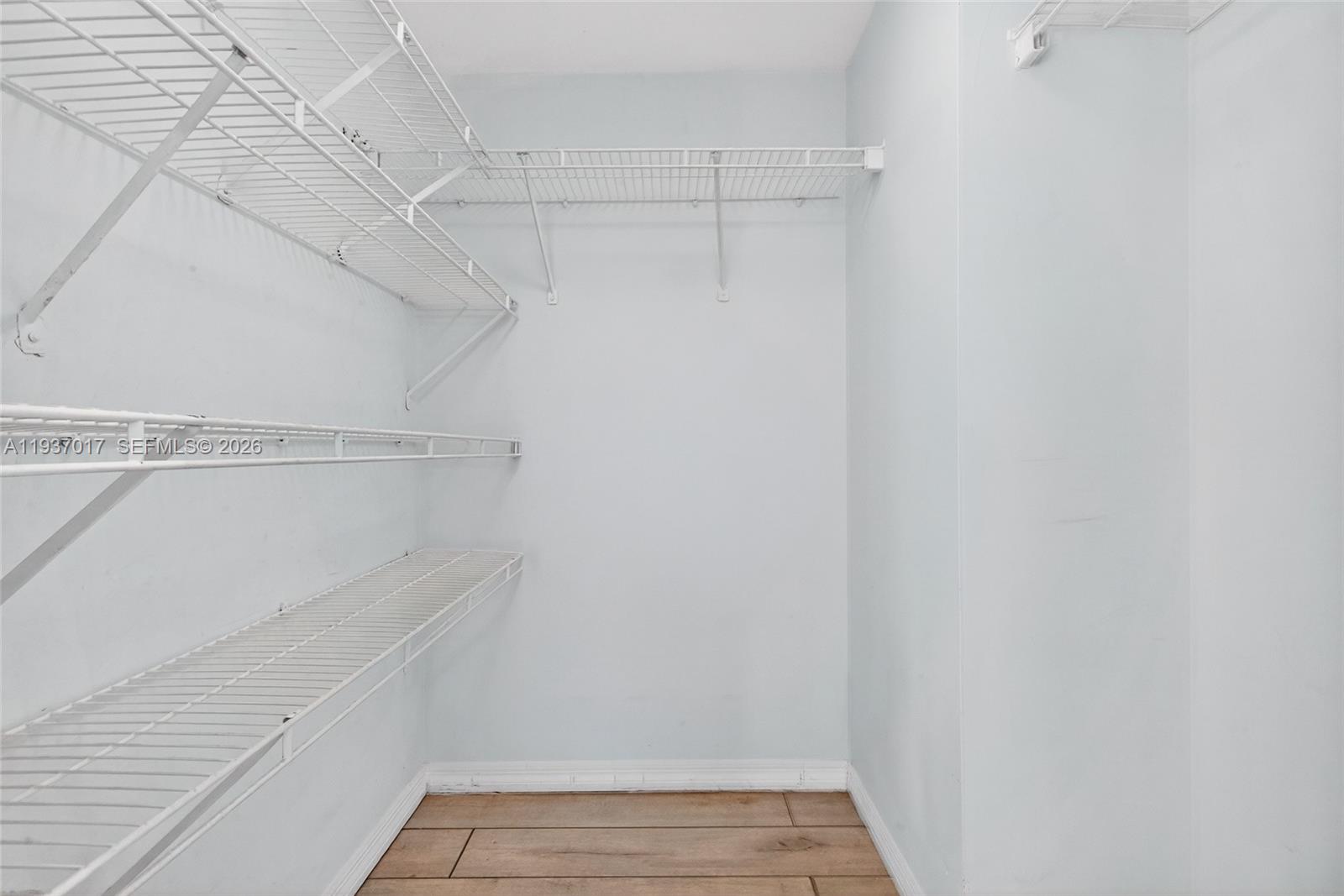 THE MARK ON BRICKELL COND - Residential