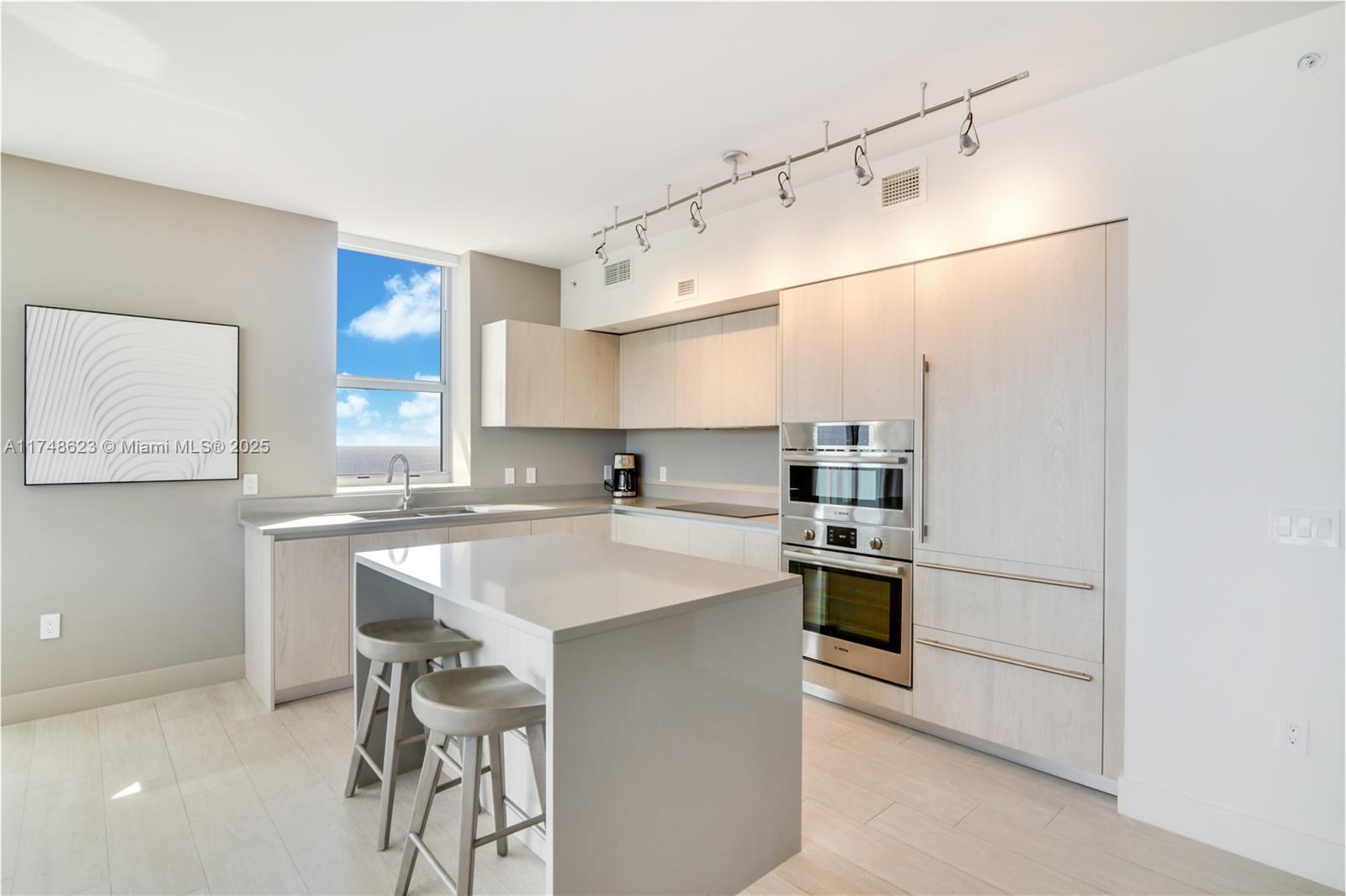 4010 SOUTH OCEAN CONDO HO - Residential