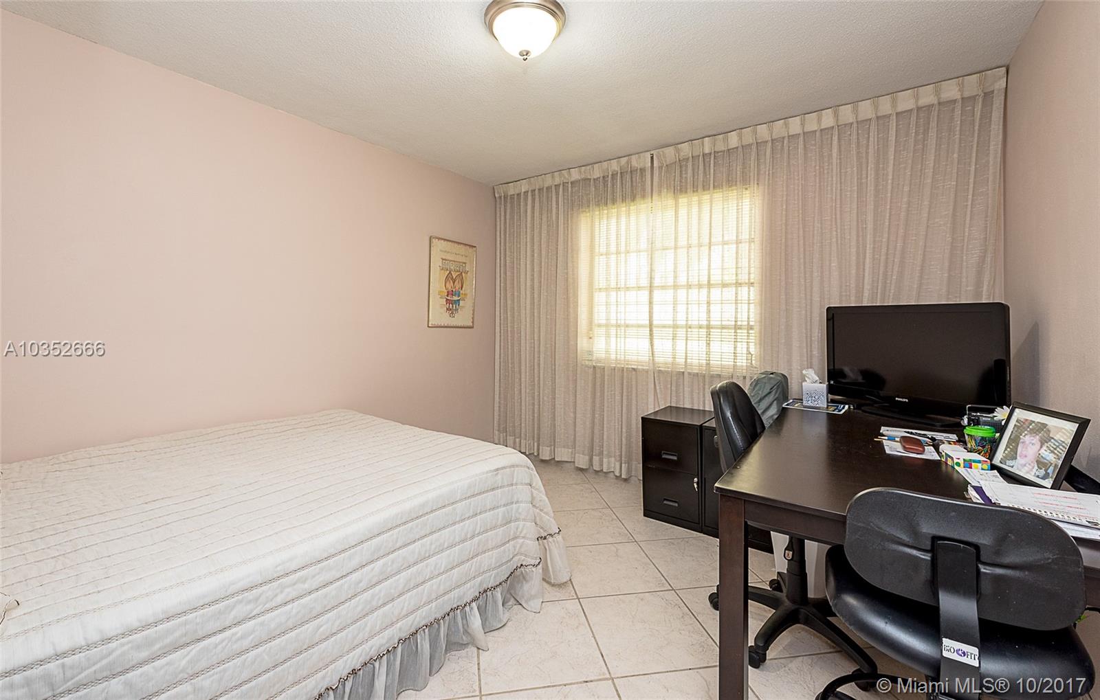 DARLINGTON MANOR - Residential