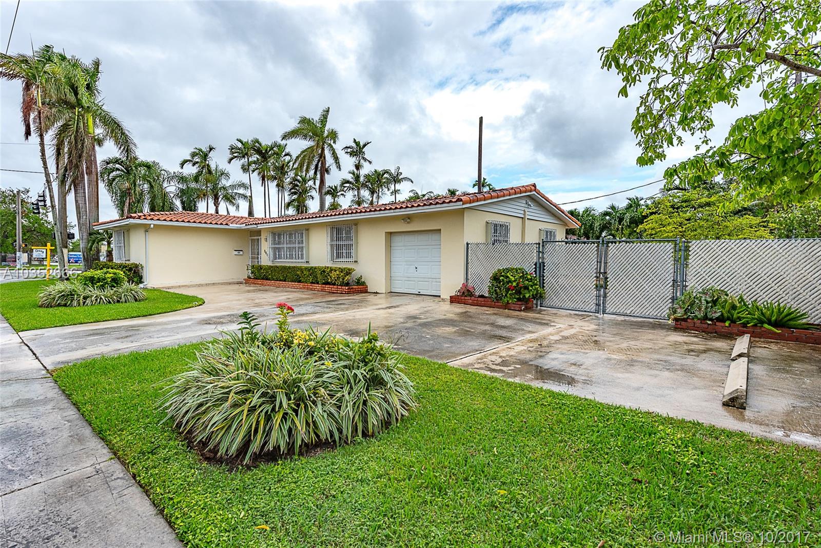 DARLINGTON MANOR - Residential