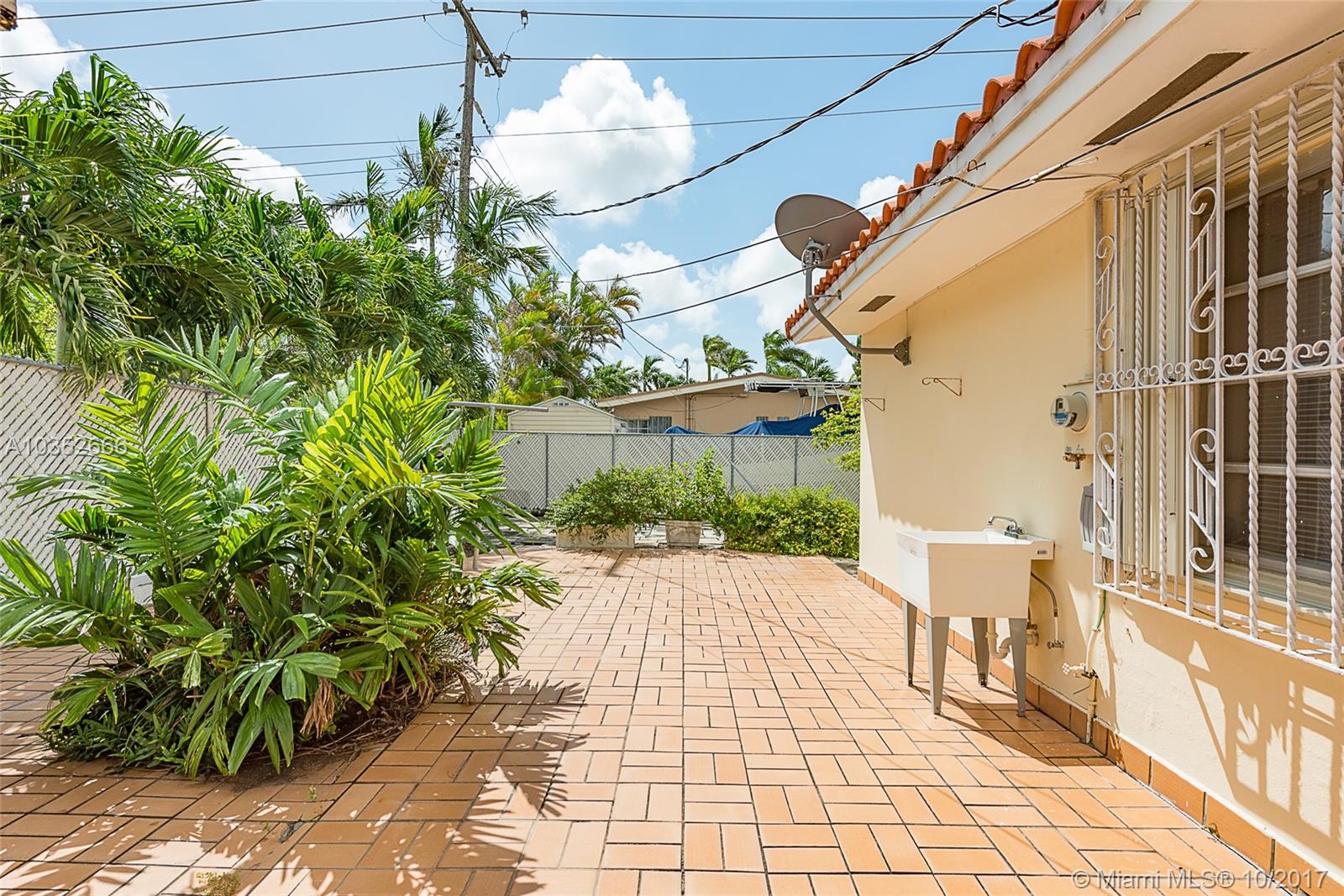 DARLINGTON MANOR - Residential