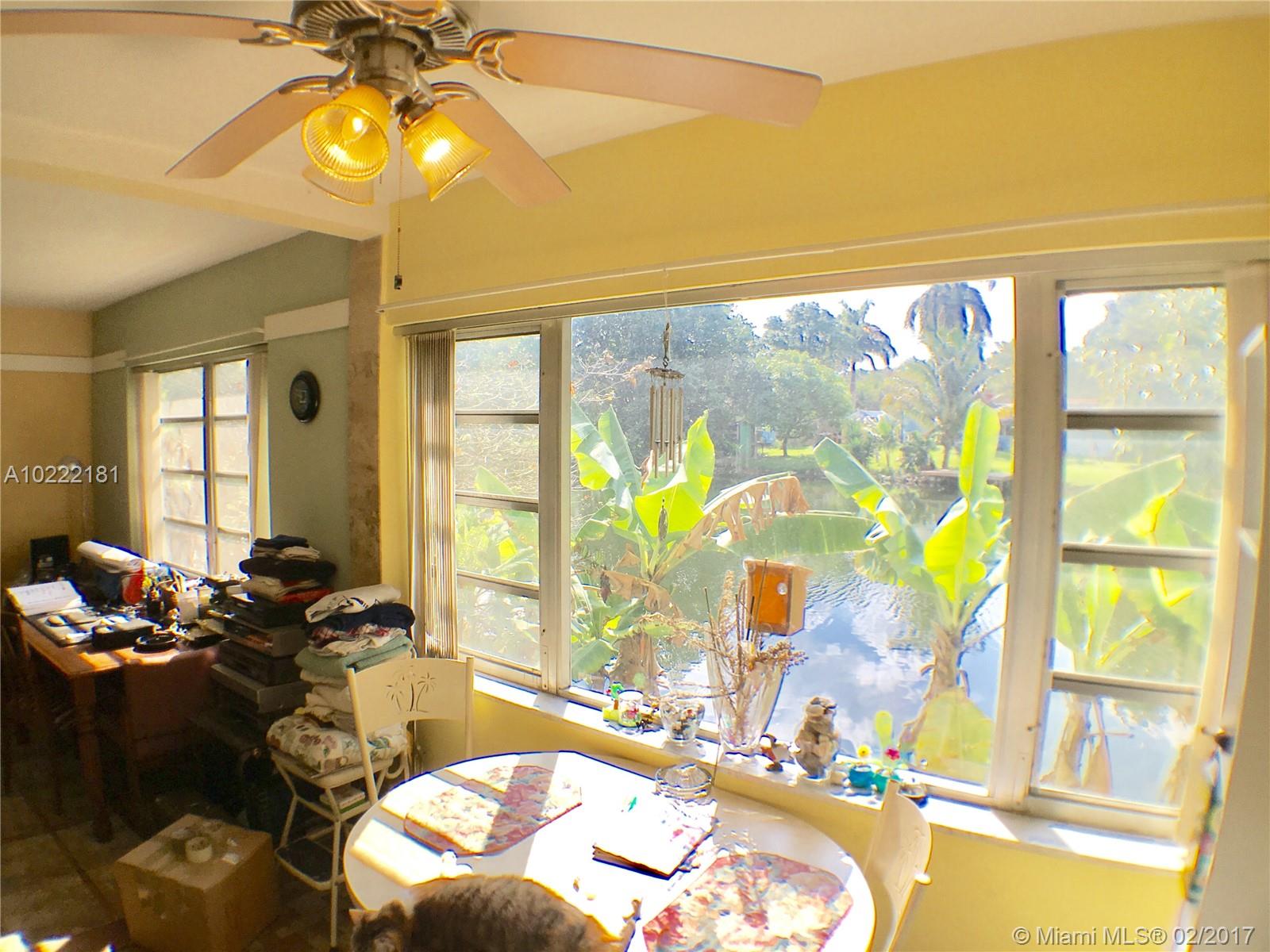 Hollywood Little Ranches - Residential