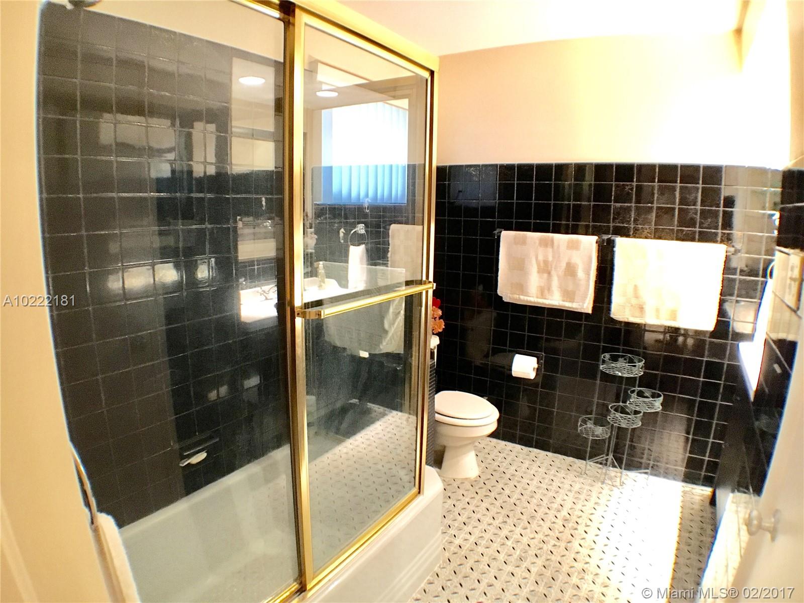 Hollywood Little Ranches - Residential