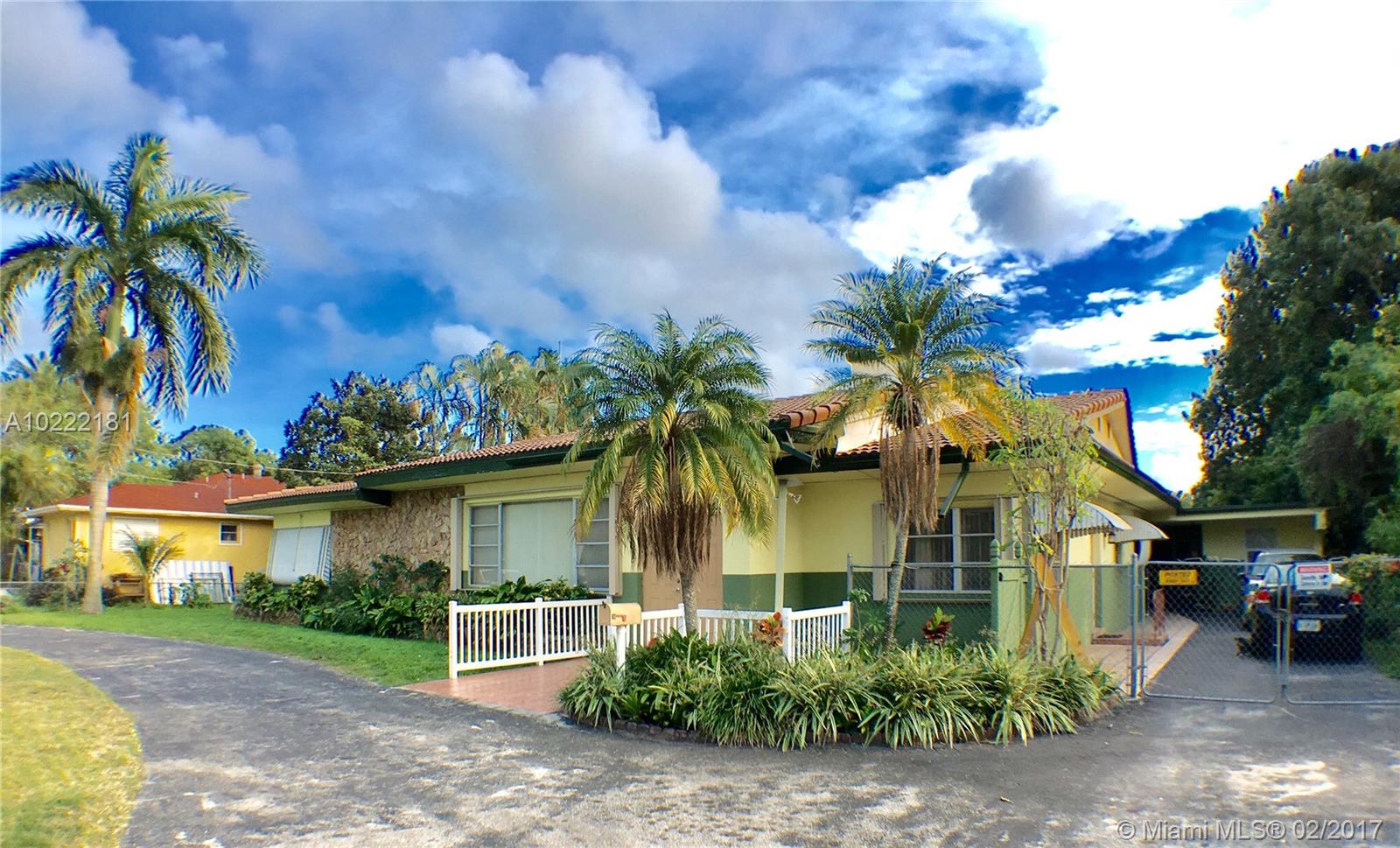 Hollywood Little Ranches - Residential