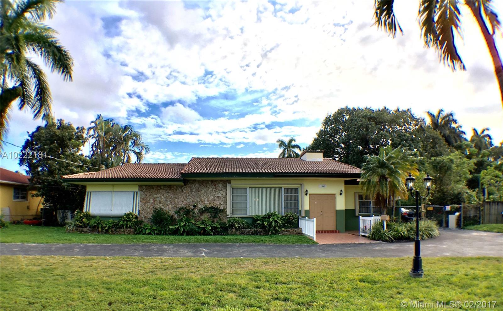 Hollywood Little Ranches - Residential