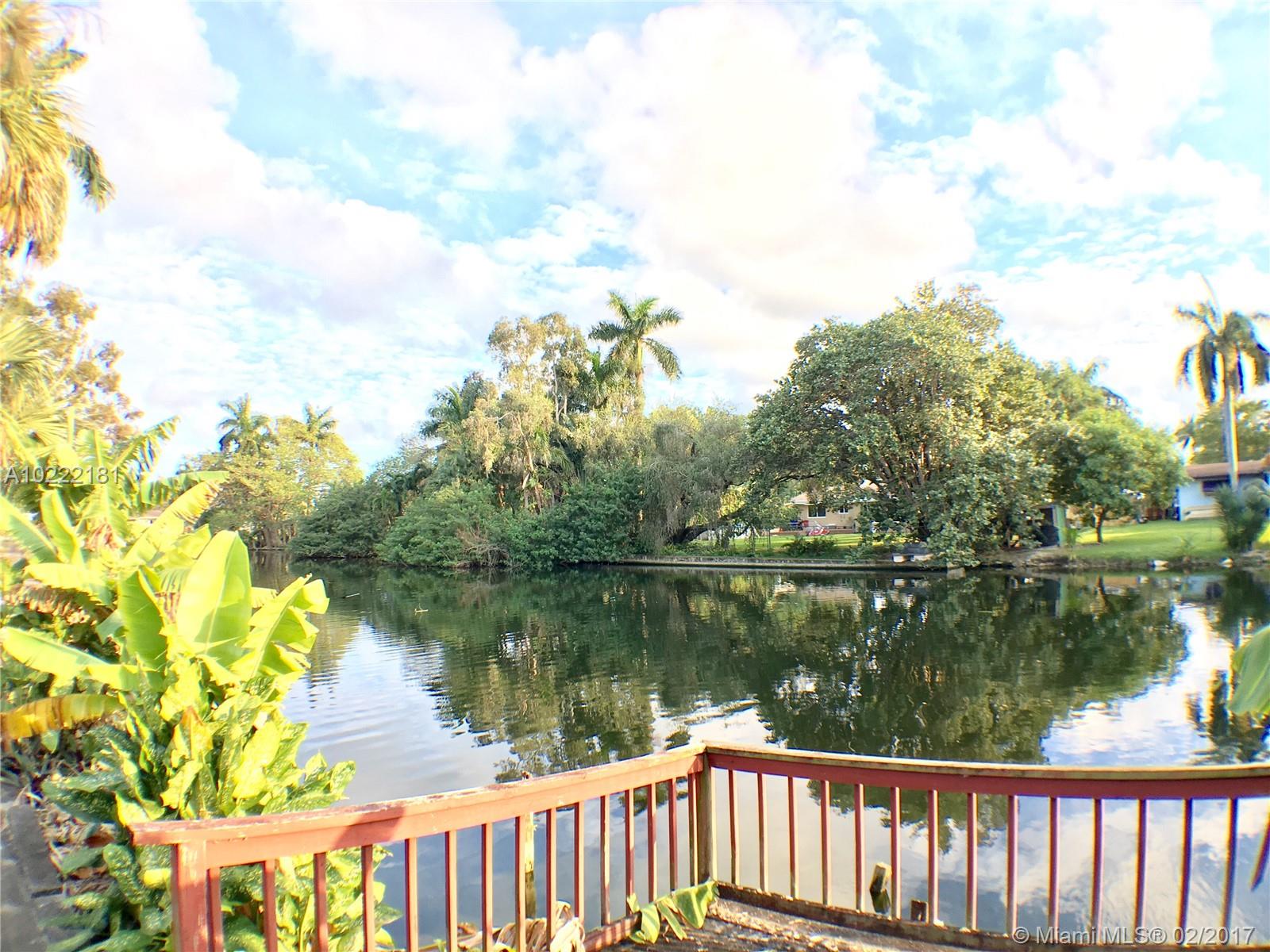 Hollywood Little Ranches - Residential