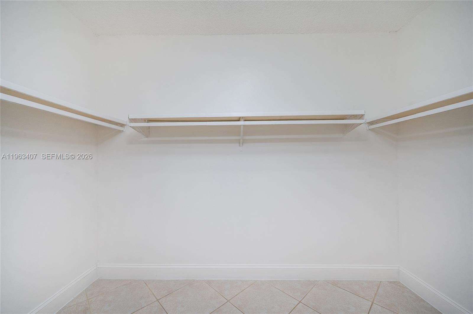 CYPRESS CLUB OF KENDALE - Residential