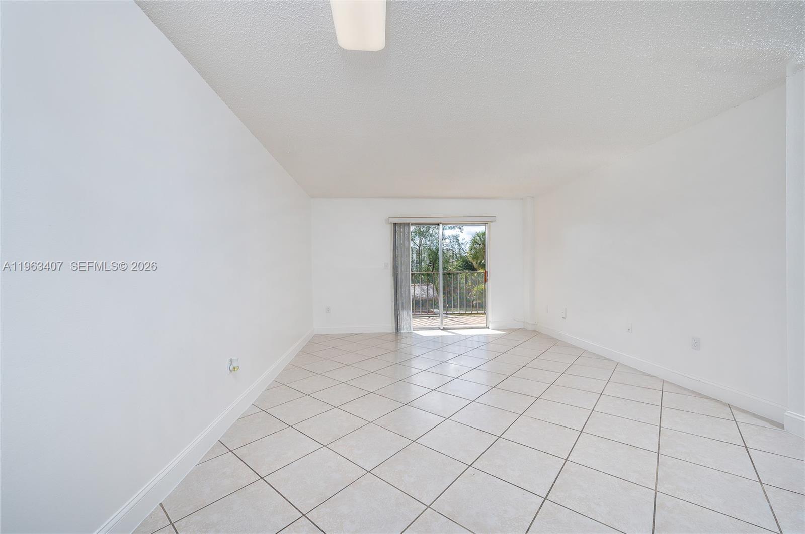 CYPRESS CLUB OF KENDALE - Residential