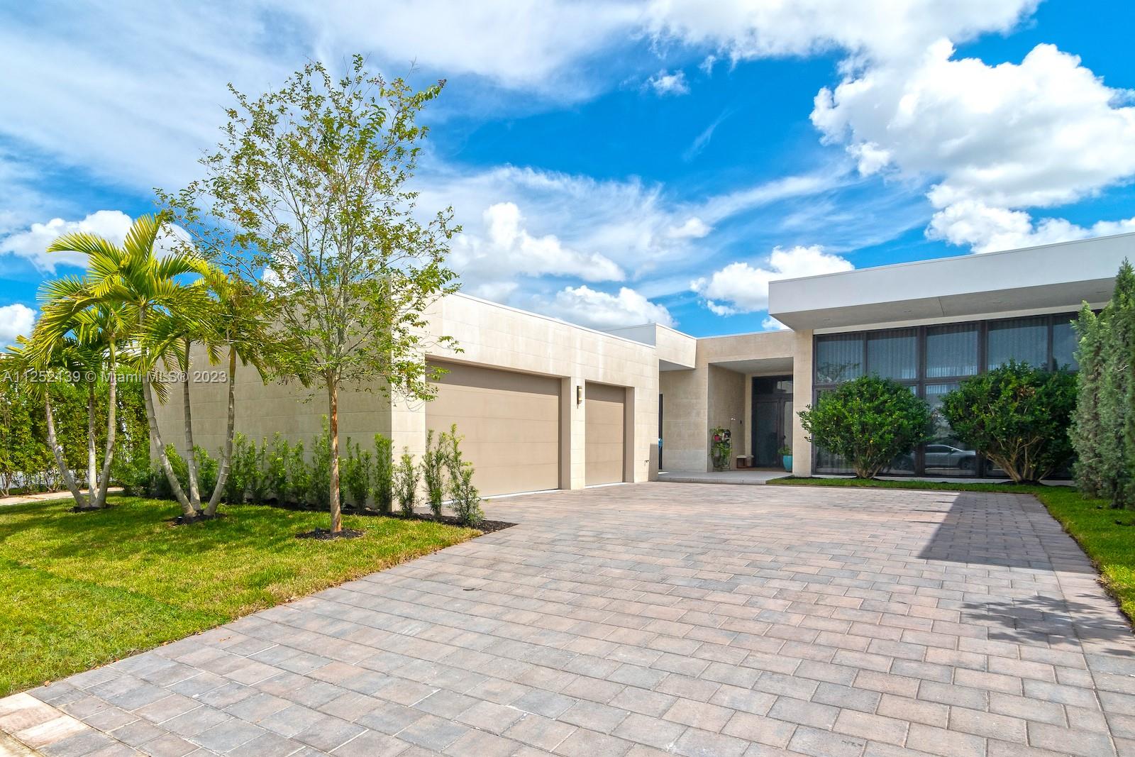 BOTANIKO - Residential