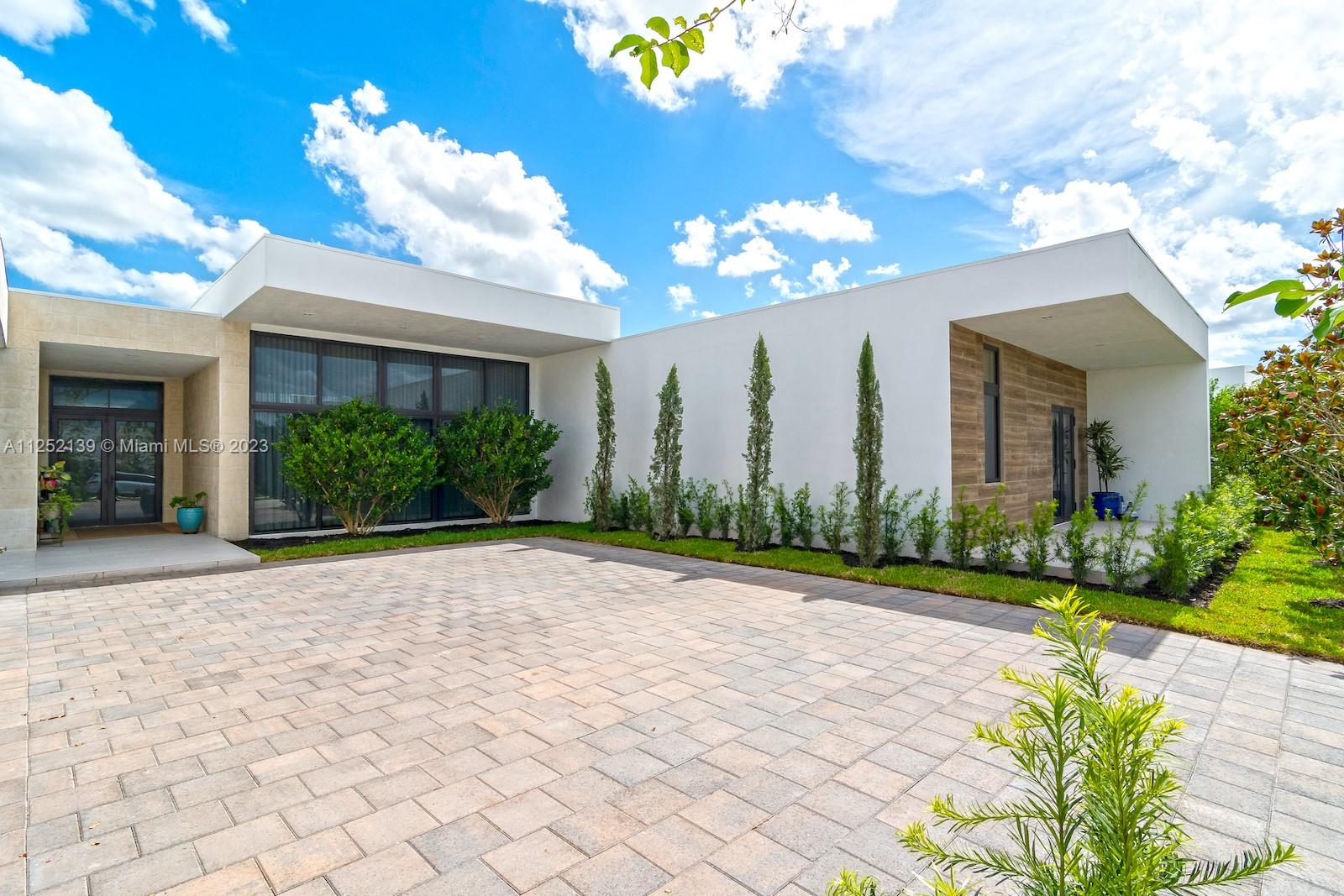 BOTANIKO - Residential