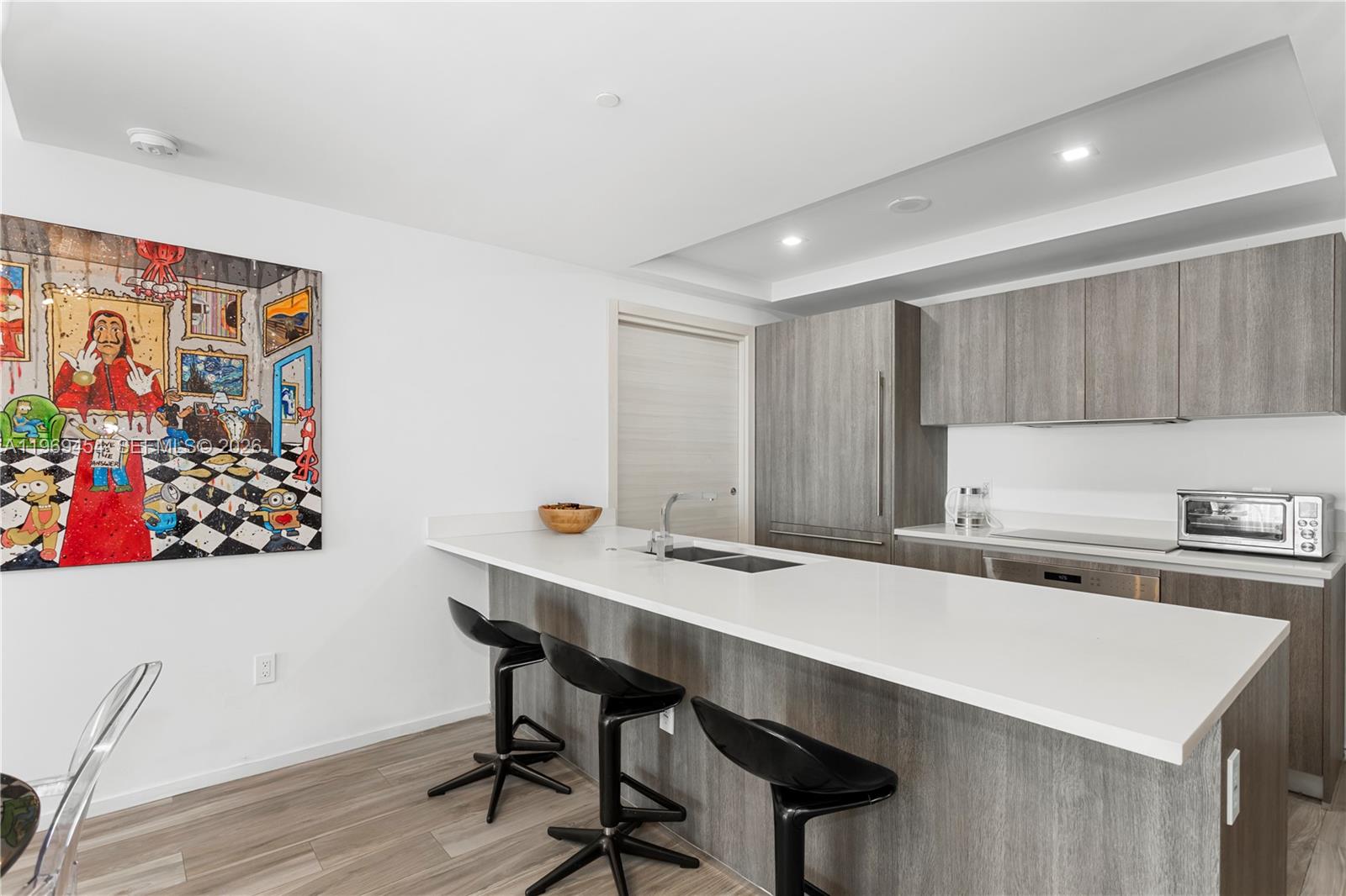 801 SMA RESIDENCES CONDO - Residential Lease