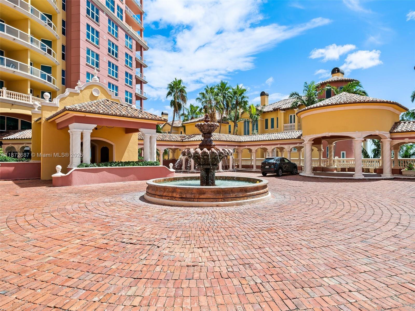 PALMS TOWER TWO CONDO - Residential