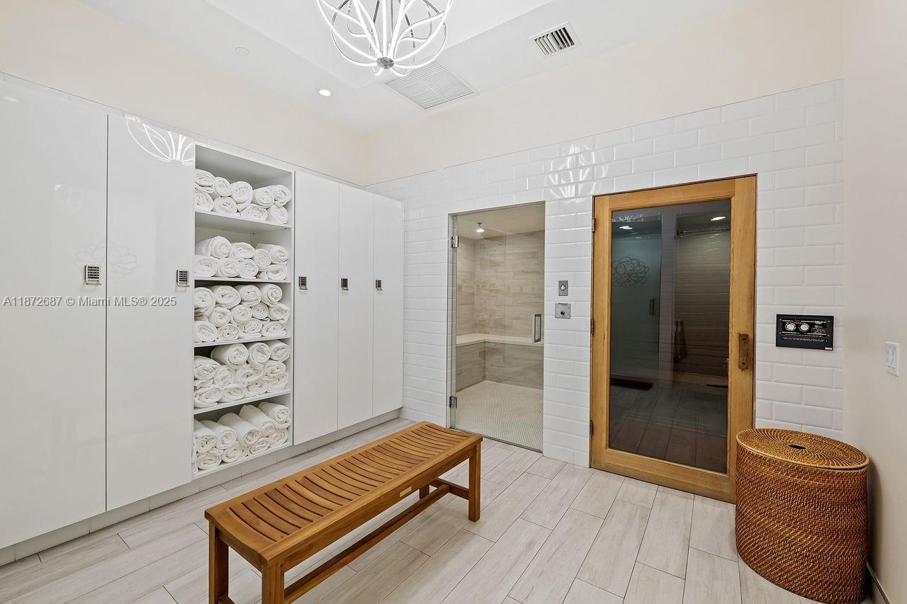 PALMS TOWER TWO CONDO - Residential