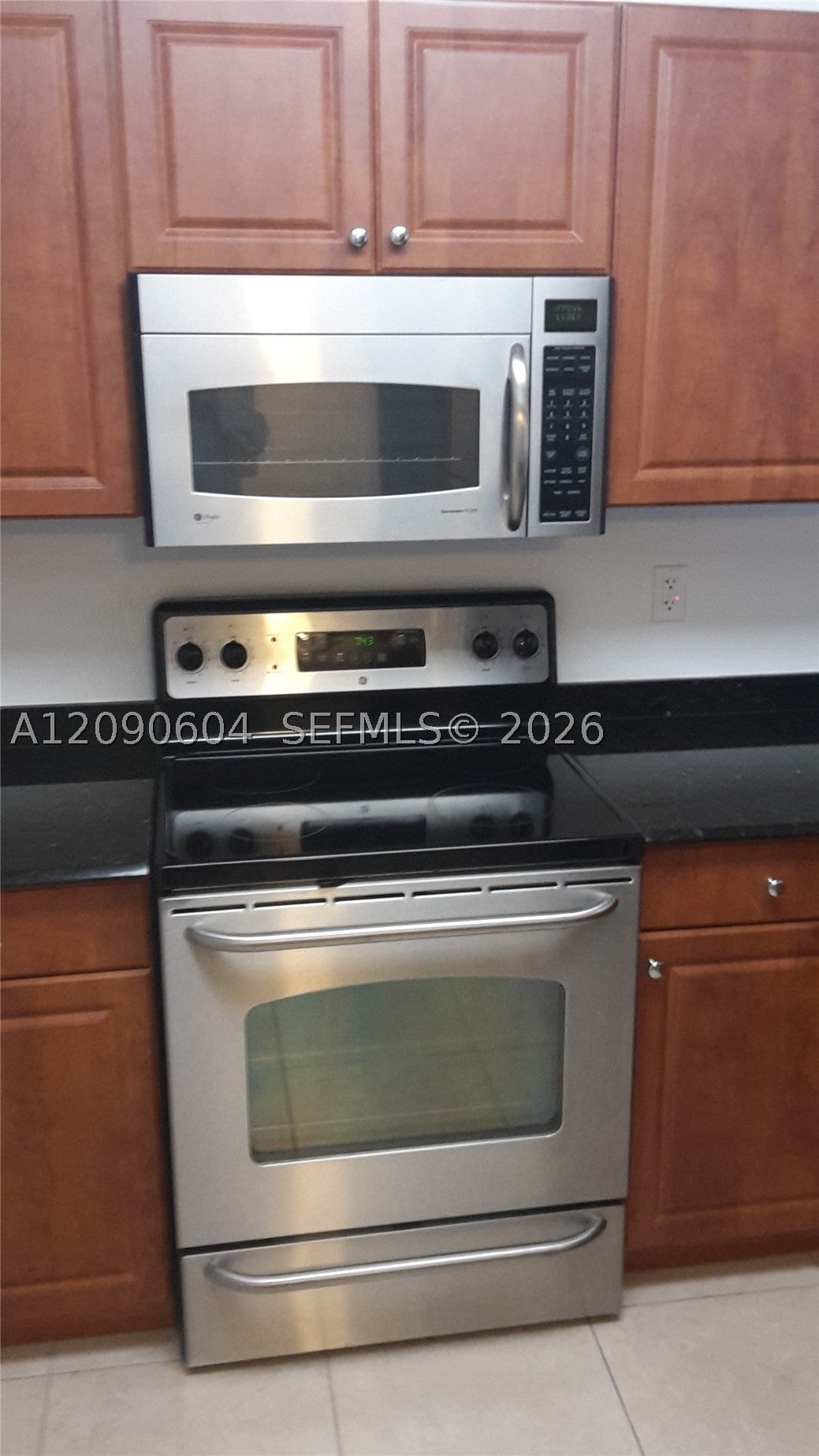 509 E Sheridan St 1073