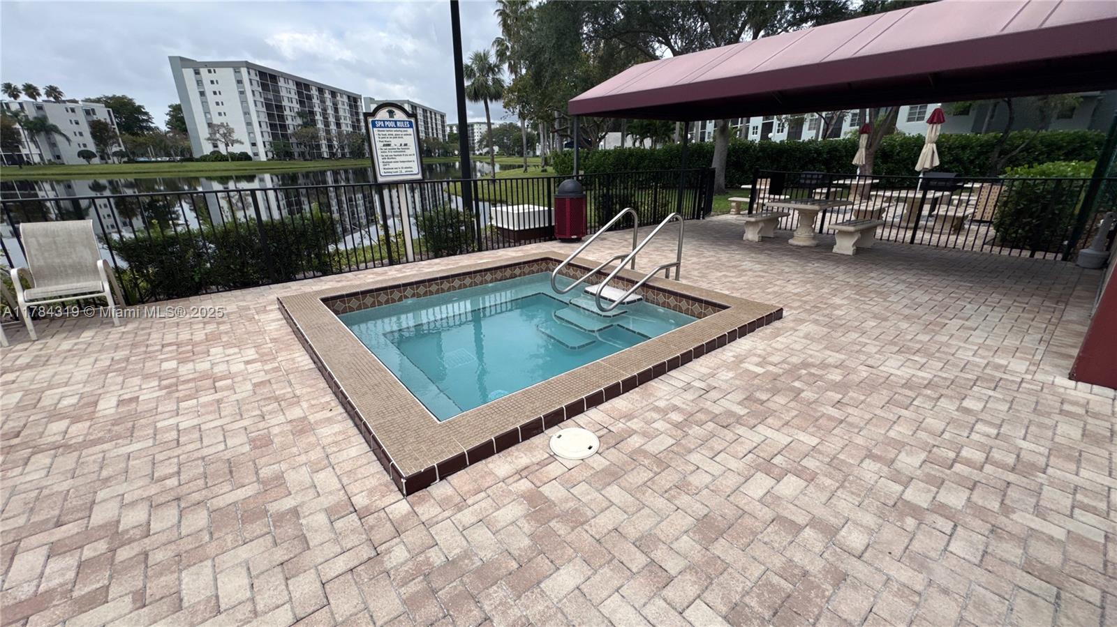 CYPRESS BEND IV-14 CONDO - Residential