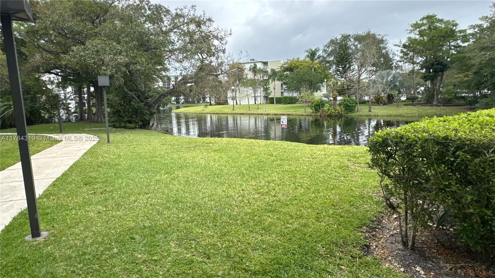 CYPRESS BEND IV-14 CONDO - Residential