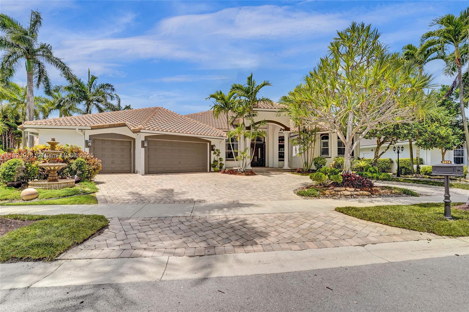 2474 Provence Cir 2474, Weston, Broward County, Florida - 4 Bedrooms  
5 Bathrooms - 