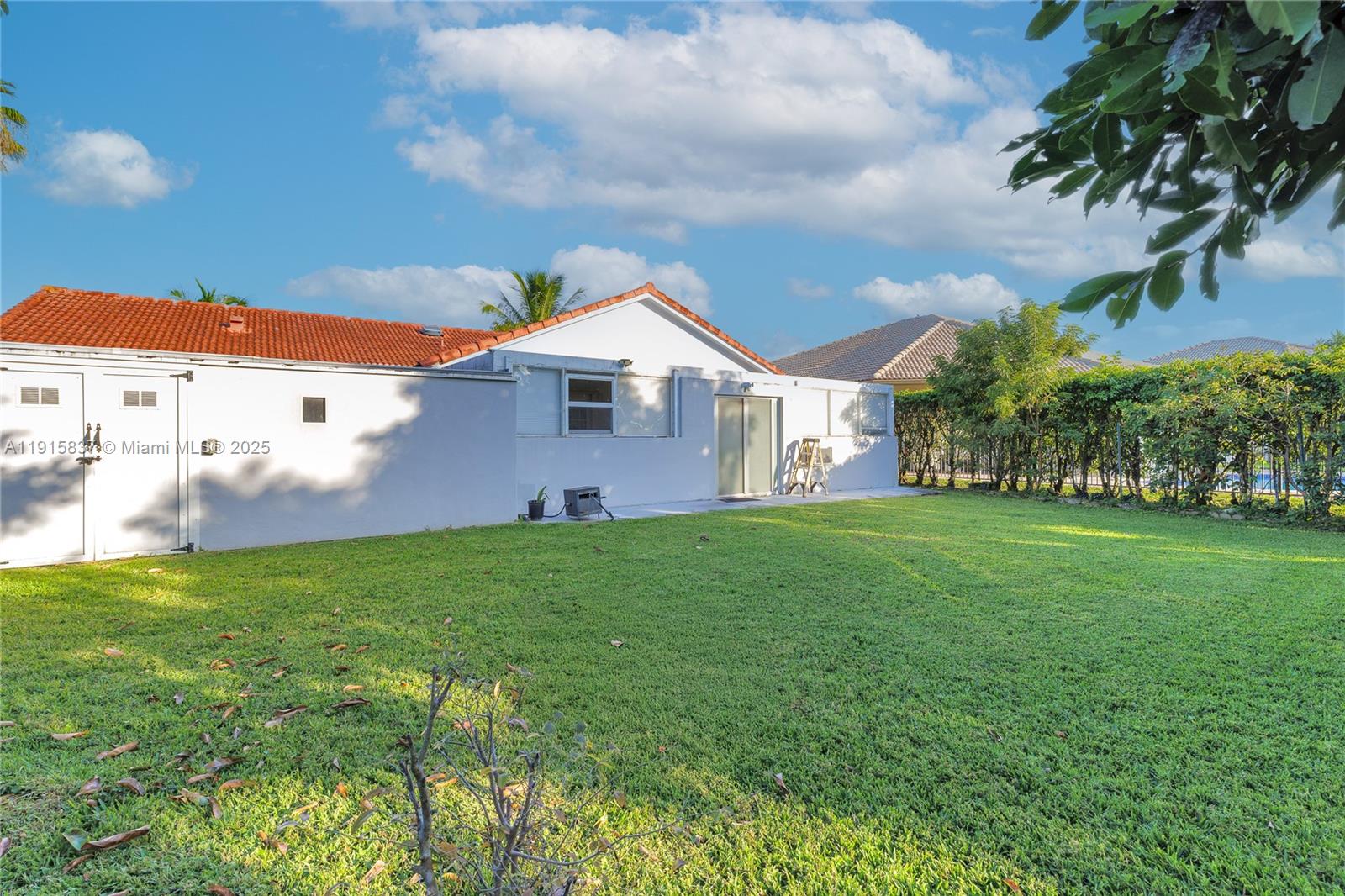 WHITEHORSE ESTATES 2 - Residential