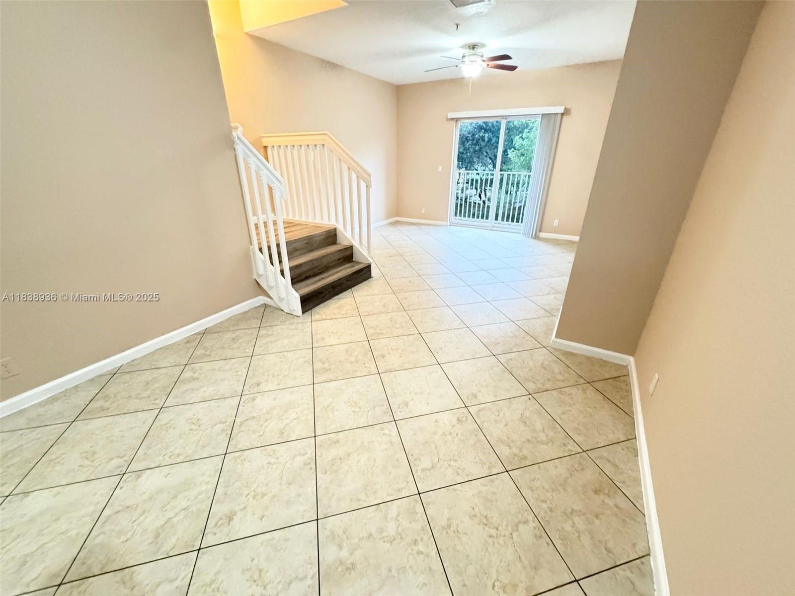 1755 NE 6th St 1208