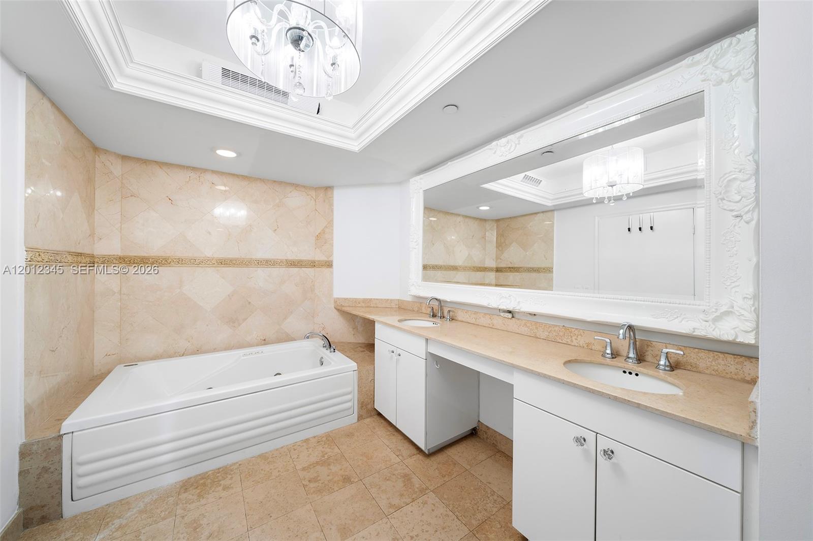 GREEN DIAMOND CONDO - Residential