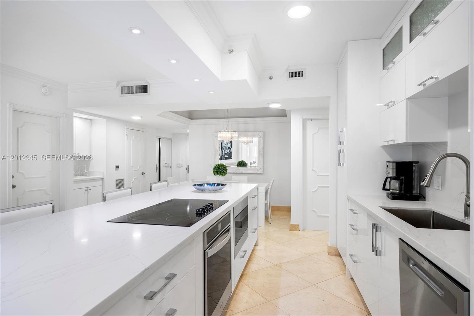 GREEN DIAMOND CONDO - Residential