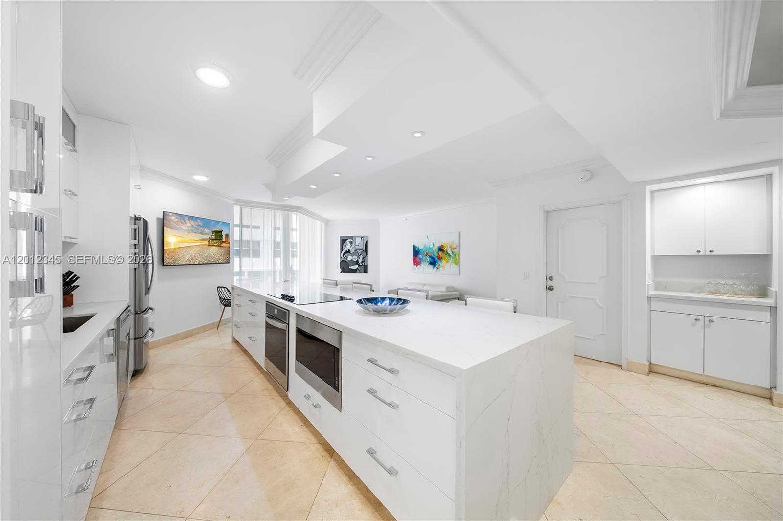 GREEN DIAMOND CONDO - Residential
