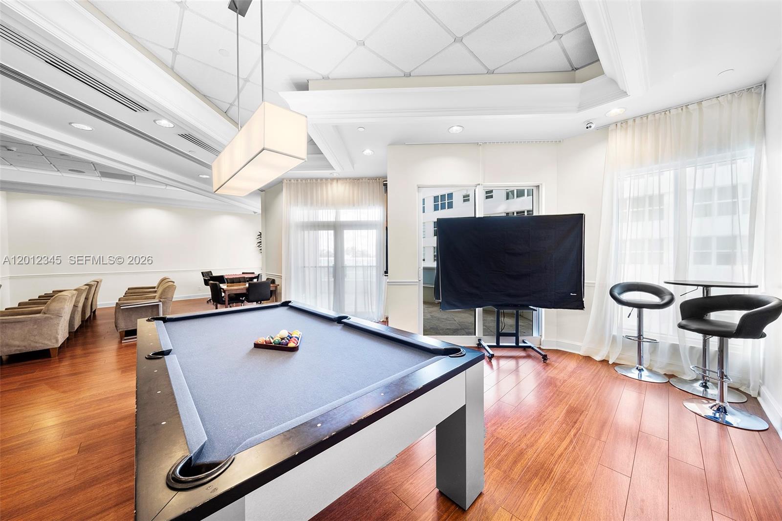 GREEN DIAMOND CONDO - Residential