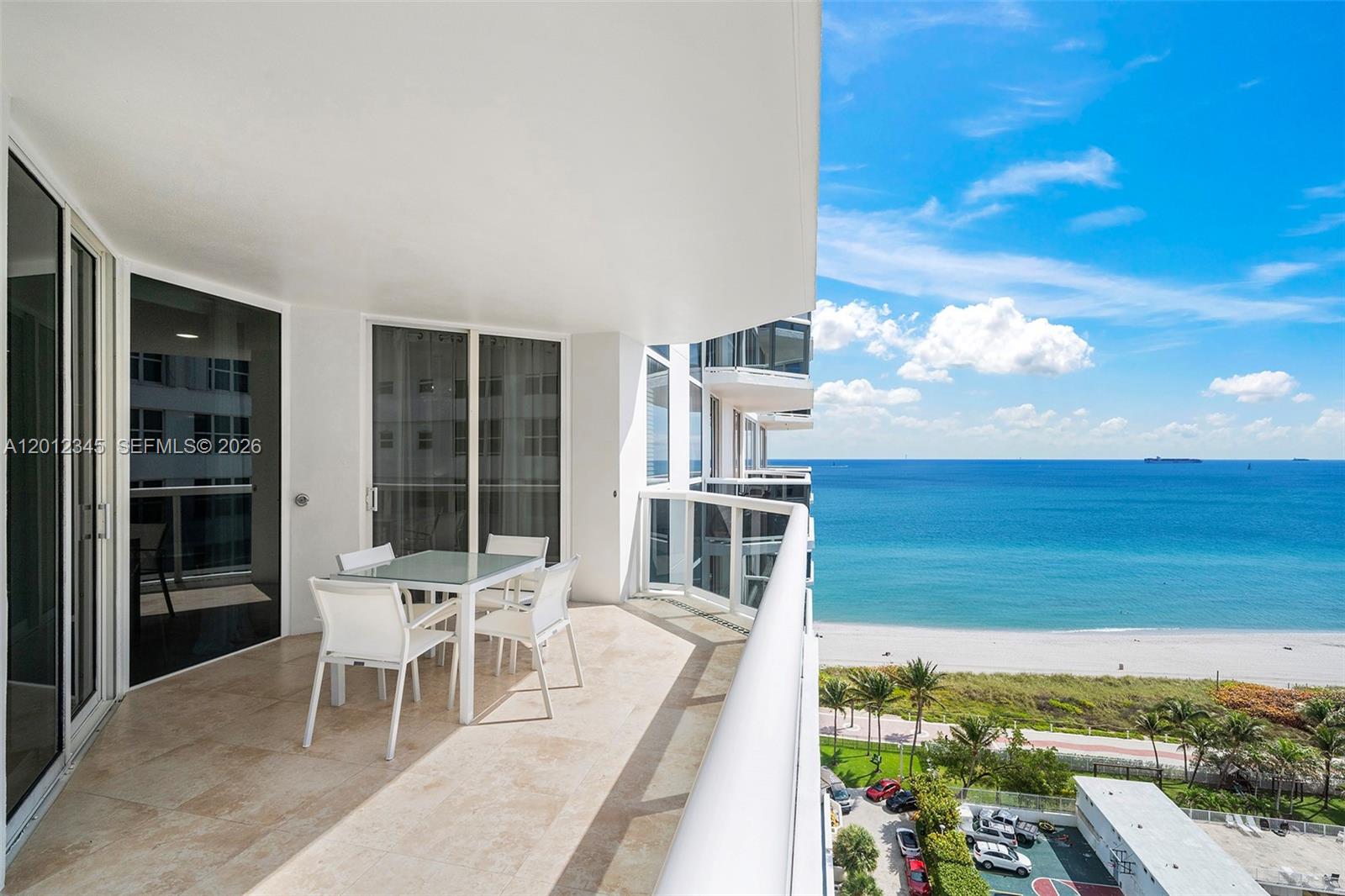 4775 Collins Ave 1504