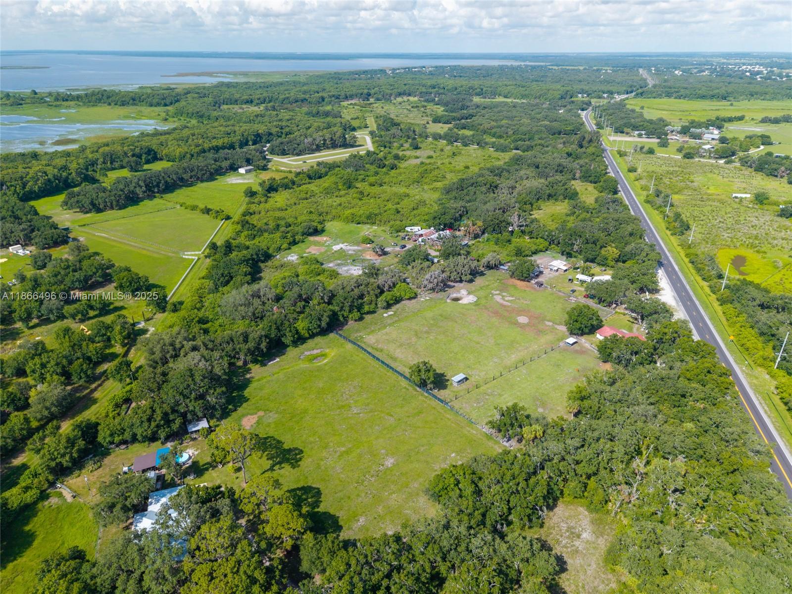 Rural Tracts of Lorida - Residential