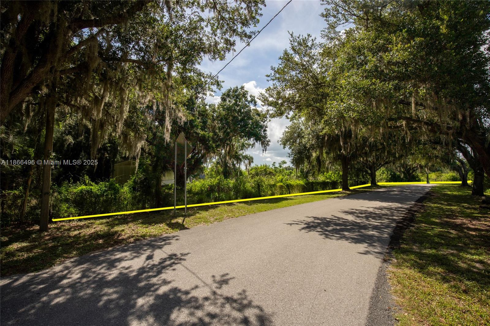 Rural Tracts of Lorida - Residential