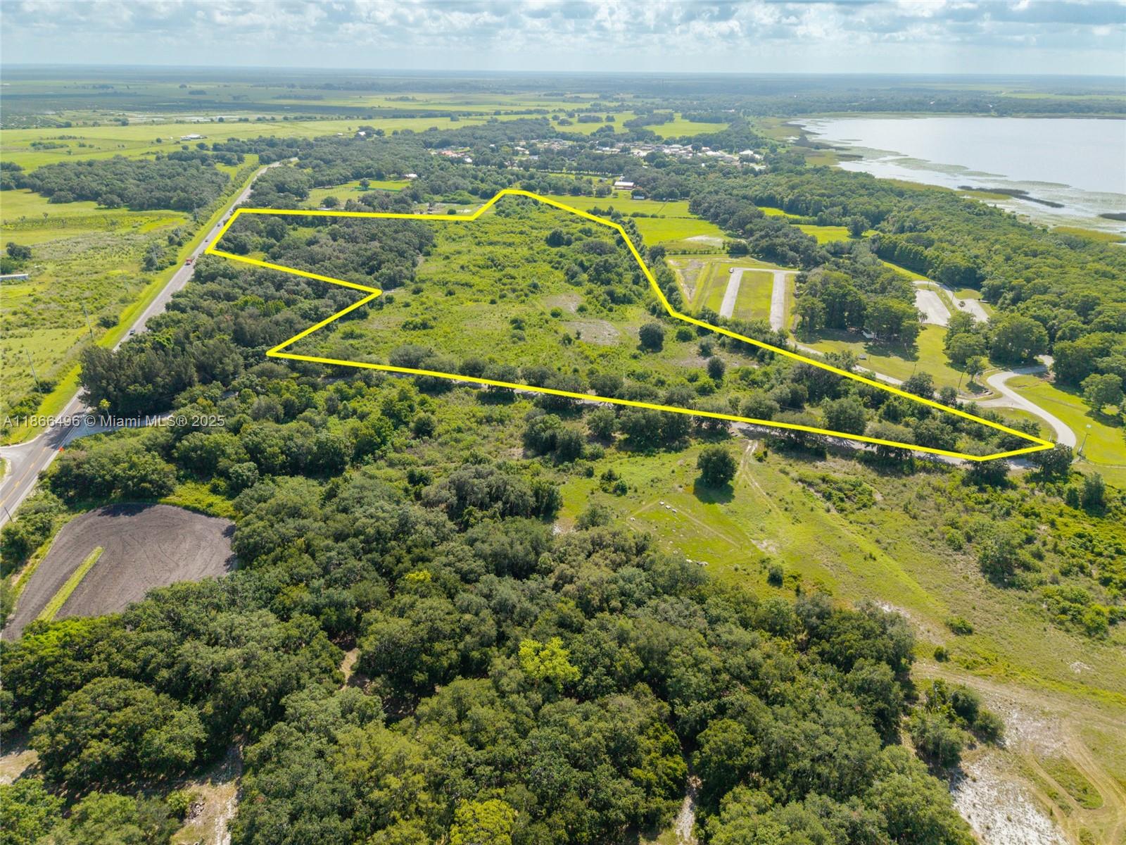 Rural Tracts of Lorida - Residential