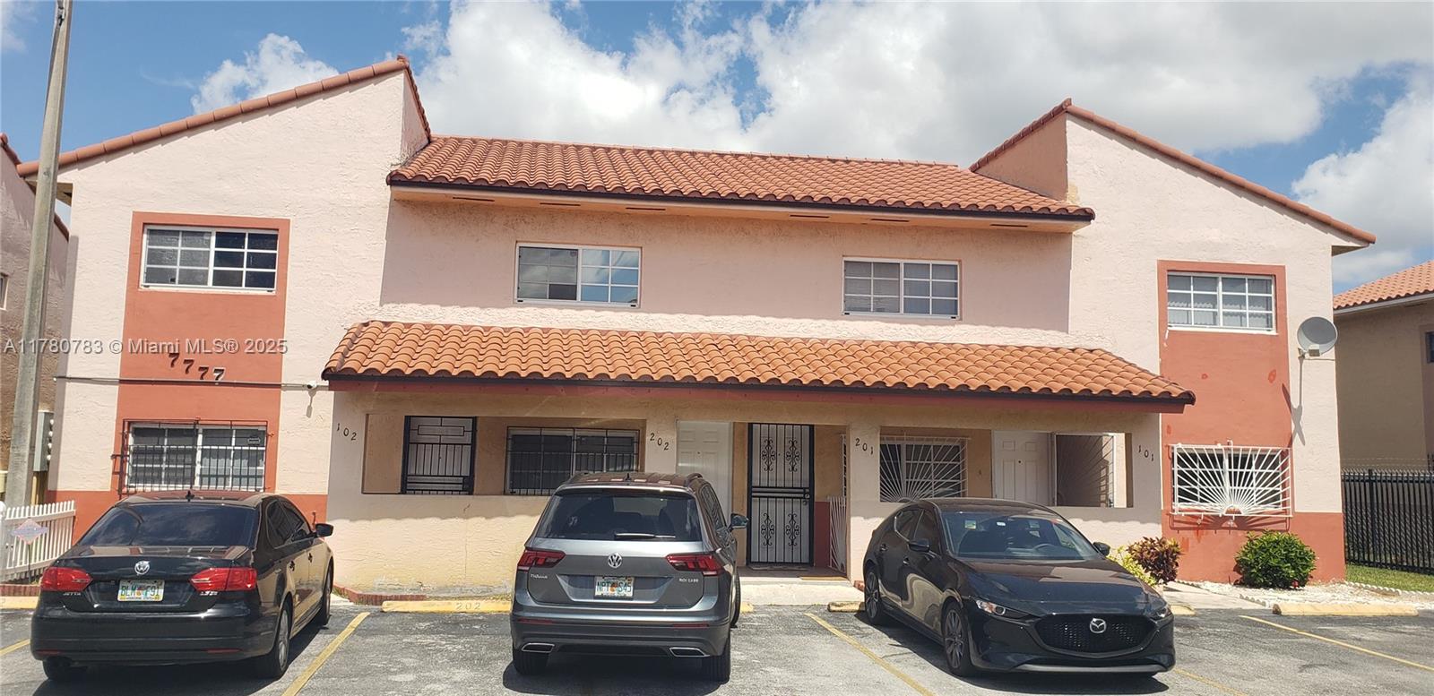 Rental Property at 7777 W 29th Ln 202-33, Hialeah, Miami-Dade County, Florida - Bedrooms: 2 
Bathrooms: 2  - $2,300 MO.