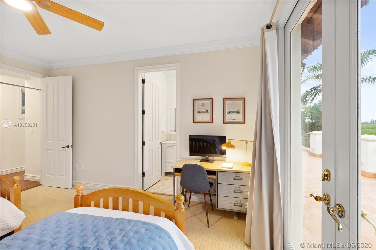 HAMMOCK OAKS HARBOR SEC 3 - Residential