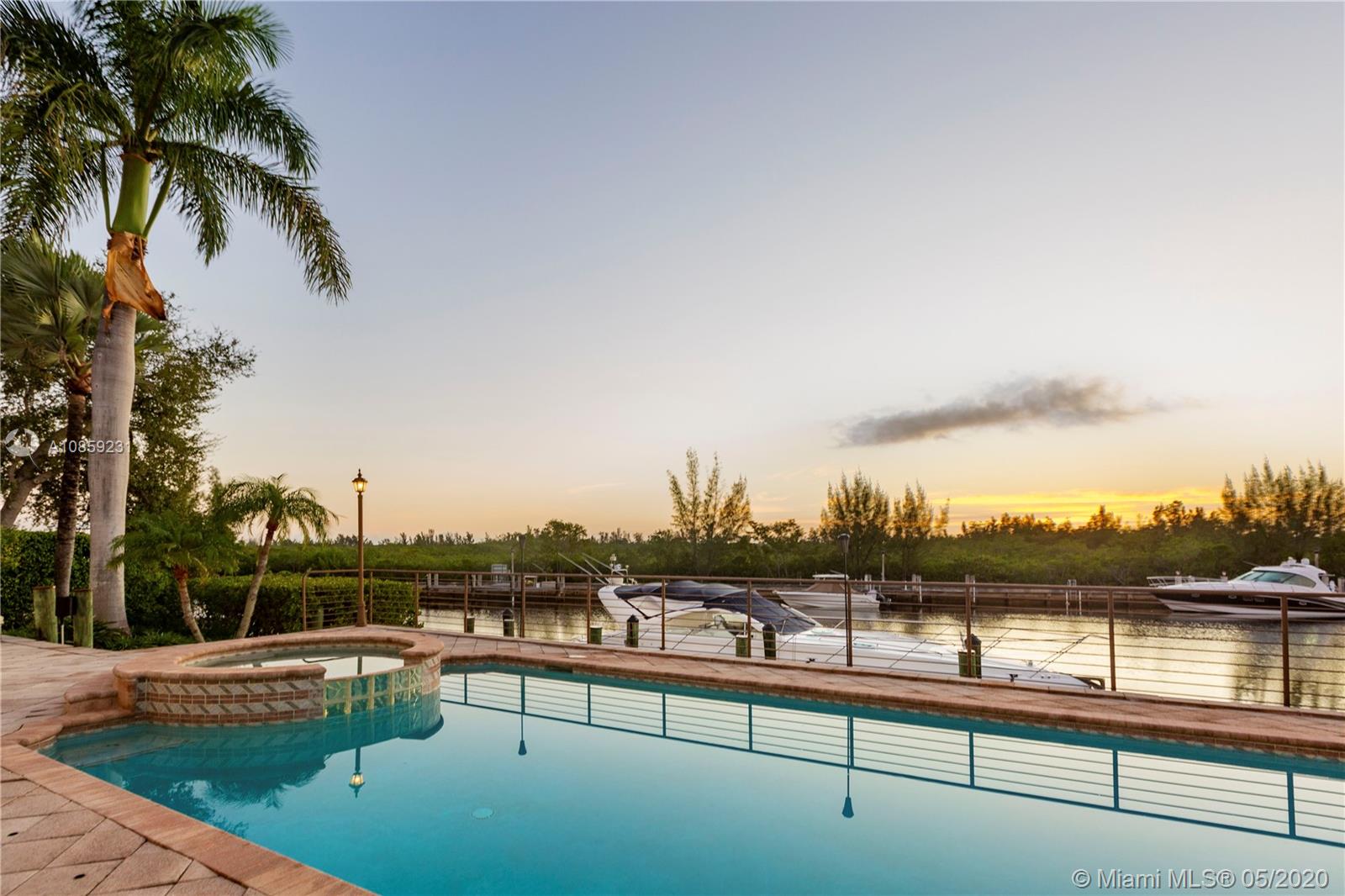 HAMMOCK OAKS HARBOR SEC 3 - Residential